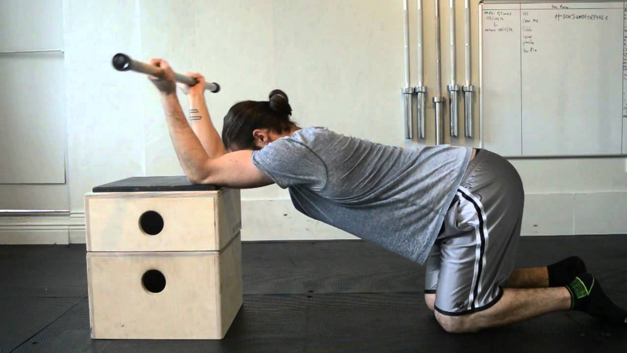 Man doing shoulder strecht